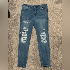Distressed American Eagle Skinny Jeans